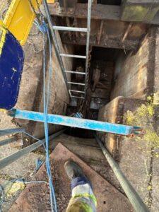 Hickman Engineering working on flood gate chain restraint maintenance for ABP (Associated British Ports)