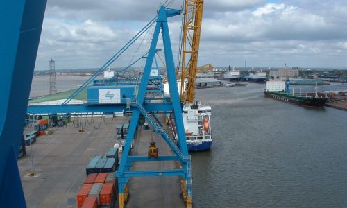 Engineering Projects showing a dock crane over the Humber